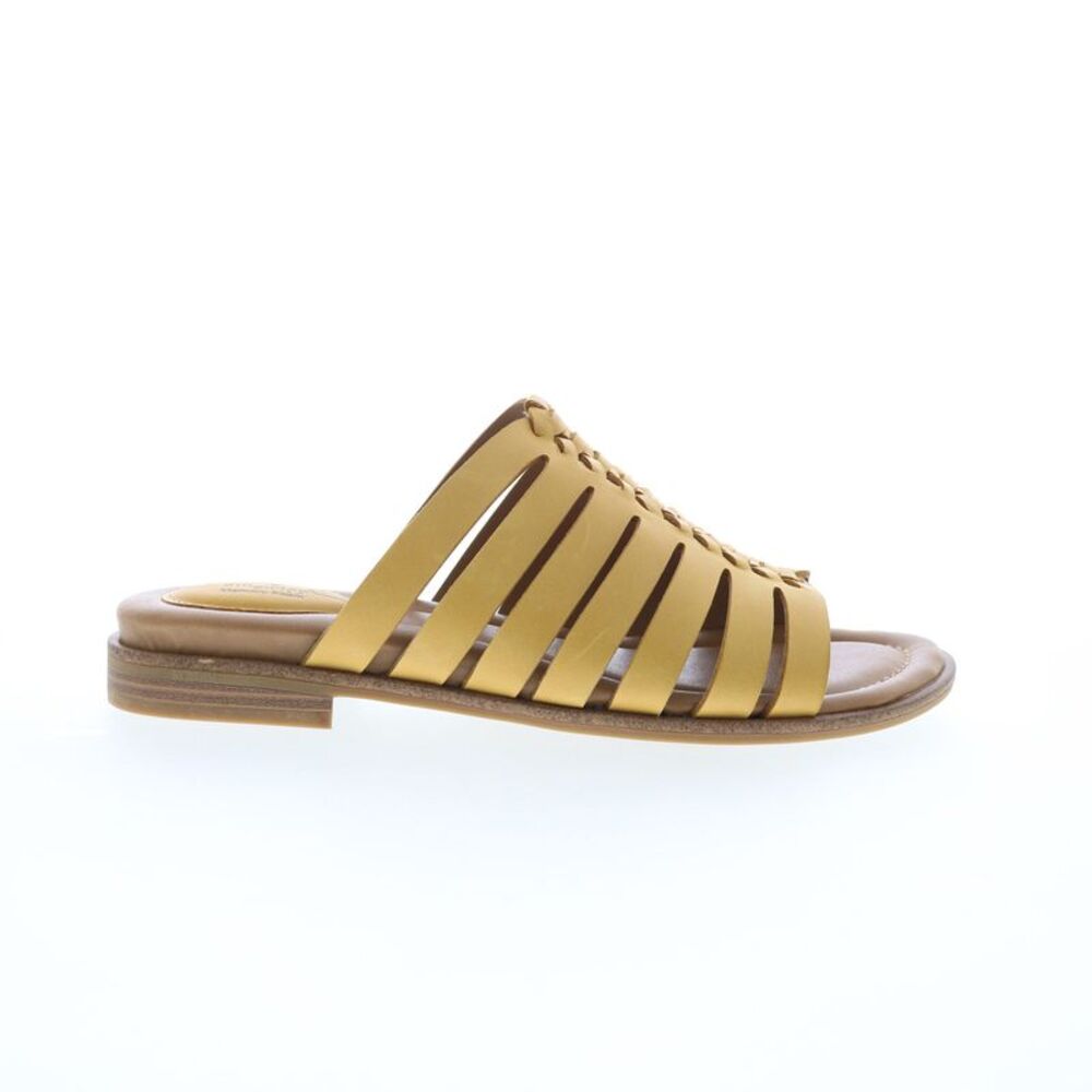 Comfortiva Womens Dasya Yellow Shoes (NWT)